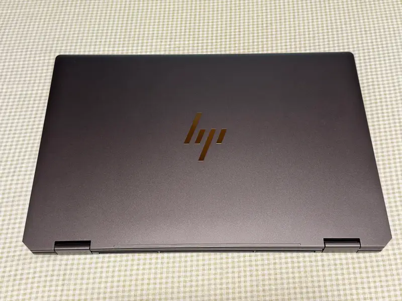 Spectre X360の外観