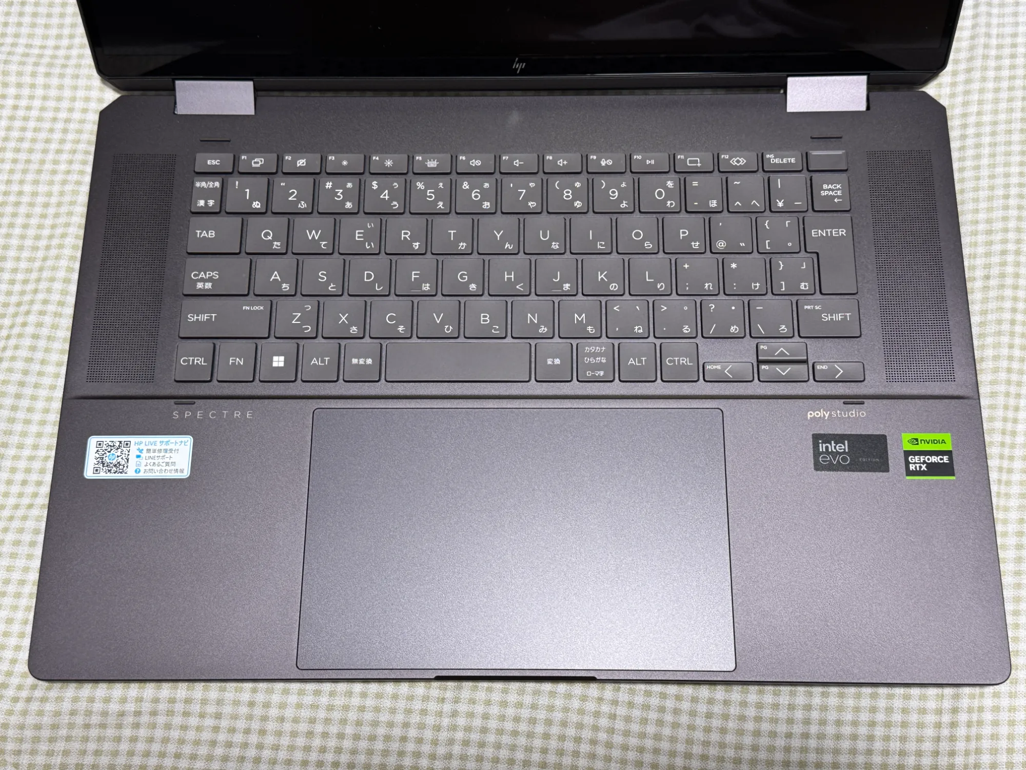 Spectre X360のキーボード面の写真